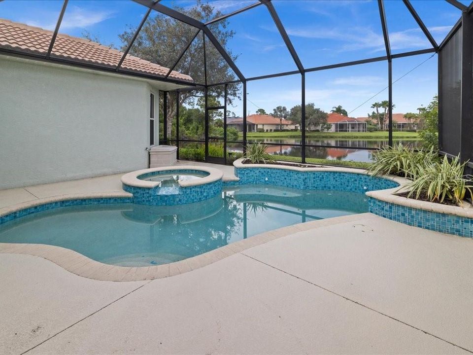 Active With Contract: $460,000 (3 beds, 2 baths, 2088 Square Feet)