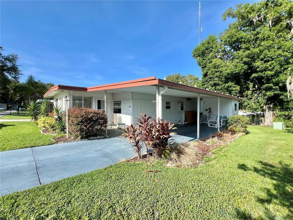 На продажу: $99,900 (2 спален, 2 ванн, 960 Квадратных фут)