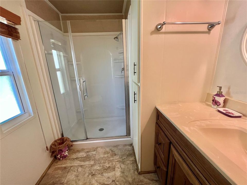 На продажу: $99,900 (2 спален, 2 ванн, 960 Квадратных фут)