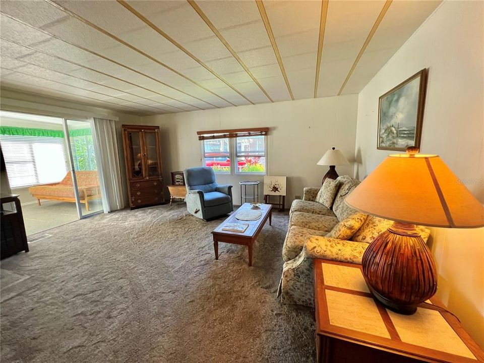 На продажу: $99,900 (2 спален, 2 ванн, 960 Квадратных фут)