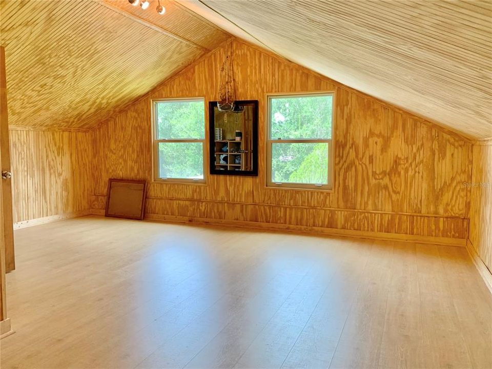 待售: $560,000 (4 贝兹, 3 浴室, 3024 平方英尺)