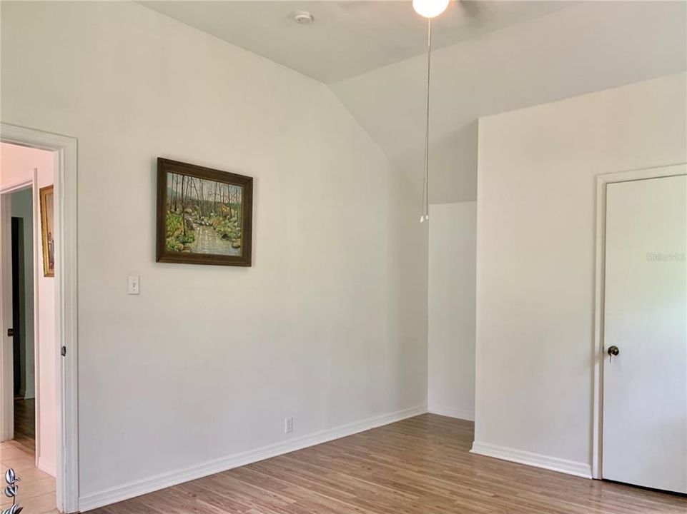 待售: $560,000 (4 贝兹, 3 浴室, 3024 平方英尺)