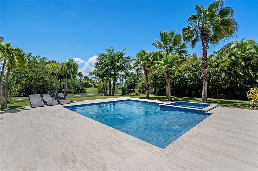 待售: $8,300,000 (9 贝兹, 9 浴室, 7881 平方英尺)