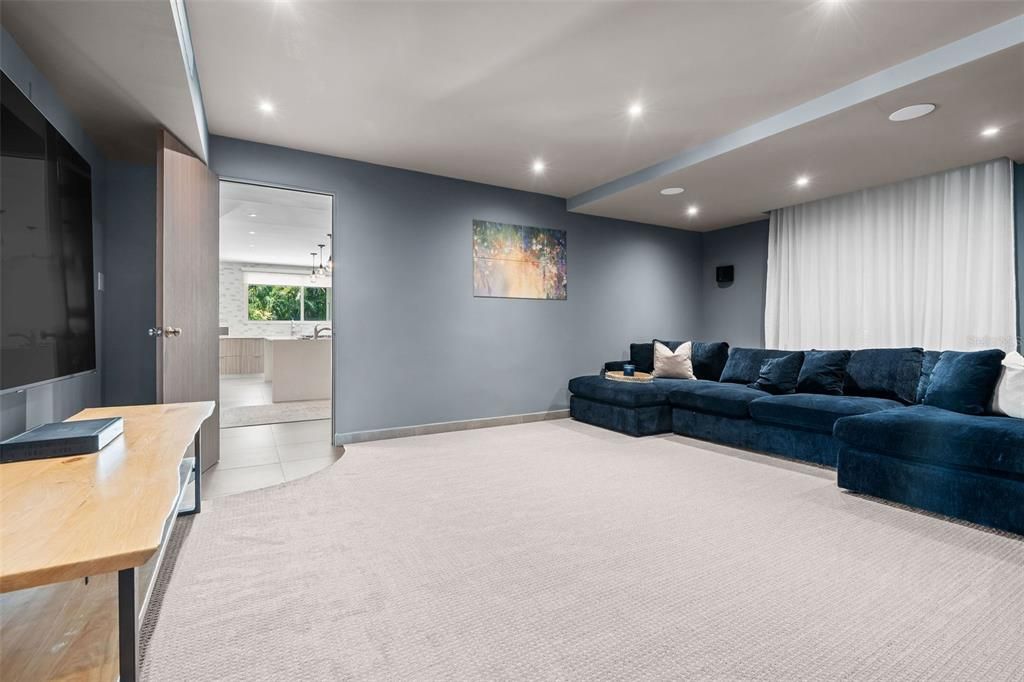 待售: $8,300,000 (9 贝兹, 9 浴室, 7881 平方英尺)