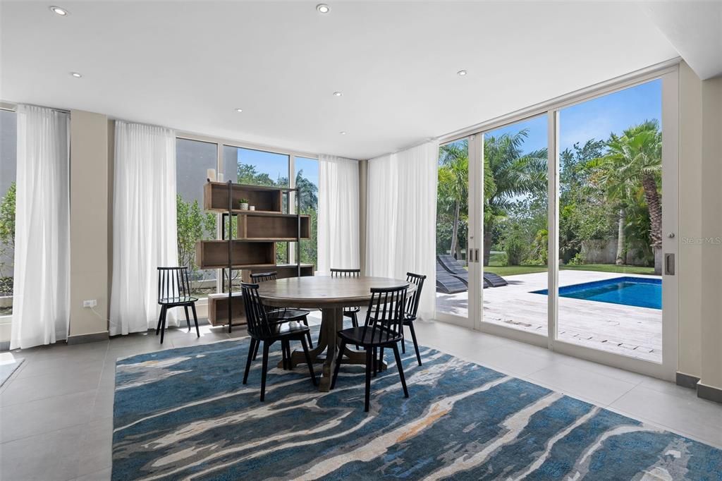 待售: $8,300,000 (9 贝兹, 9 浴室, 7881 平方英尺)