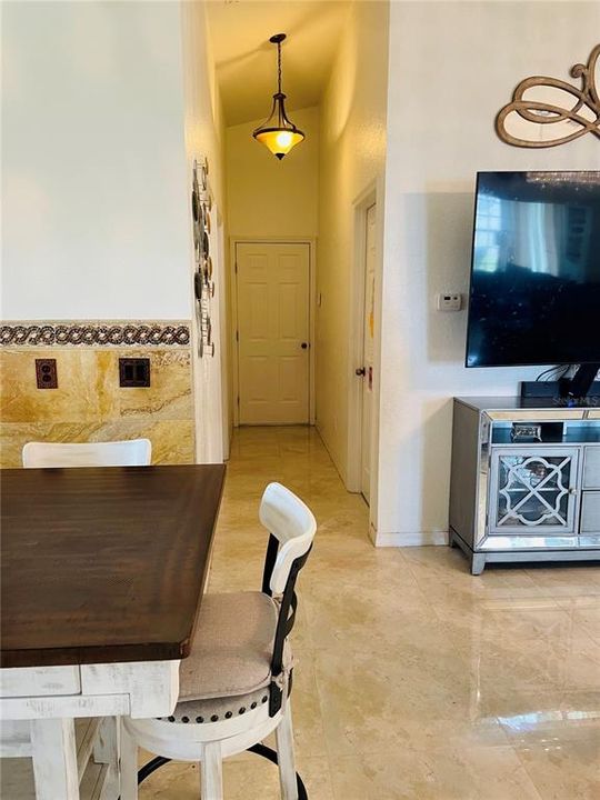 For Sale: $328,000 (3 beds, 2 baths, 1209 Square Feet)