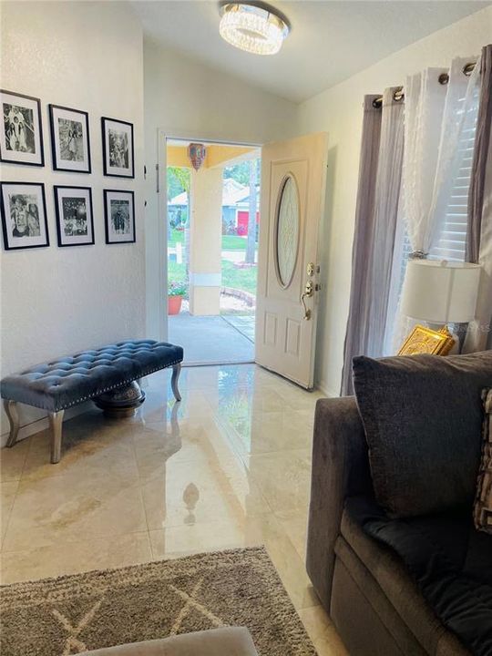 For Sale: $328,000 (3 beds, 2 baths, 1209 Square Feet)