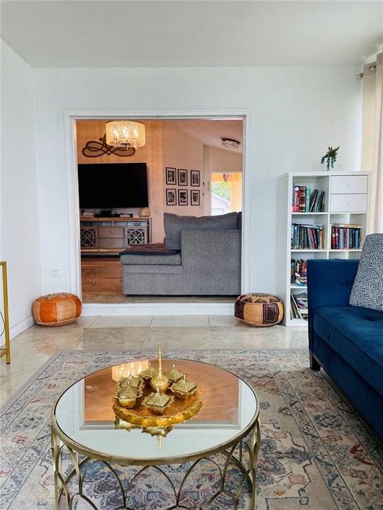 For Sale: $328,000 (3 beds, 2 baths, 1209 Square Feet)