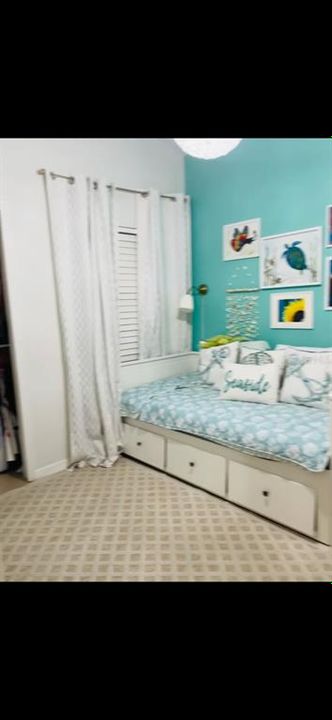 For Sale: $328,000 (3 beds, 2 baths, 1209 Square Feet)