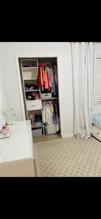 For Sale: $328,000 (3 beds, 2 baths, 1209 Square Feet)