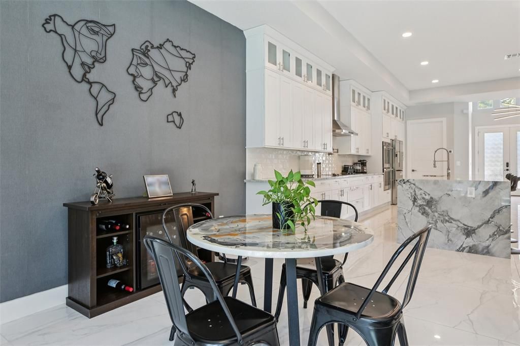 На продажу: $1,580,000 (4 спален, 3 ванн, 2636 Квадратных фут)