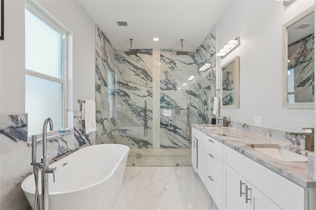 На продажу: $1,580,000 (4 спален, 3 ванн, 2636 Квадратных фут)