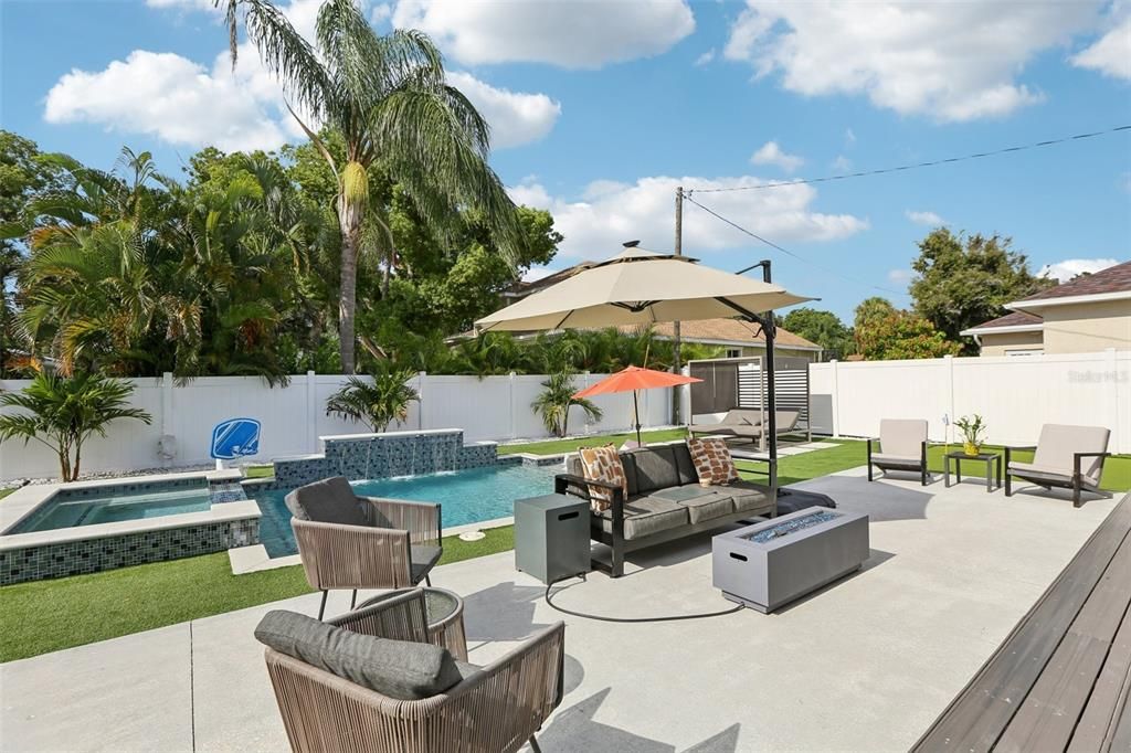 На продажу: $1,580,000 (4 спален, 3 ванн, 2636 Квадратных фут)