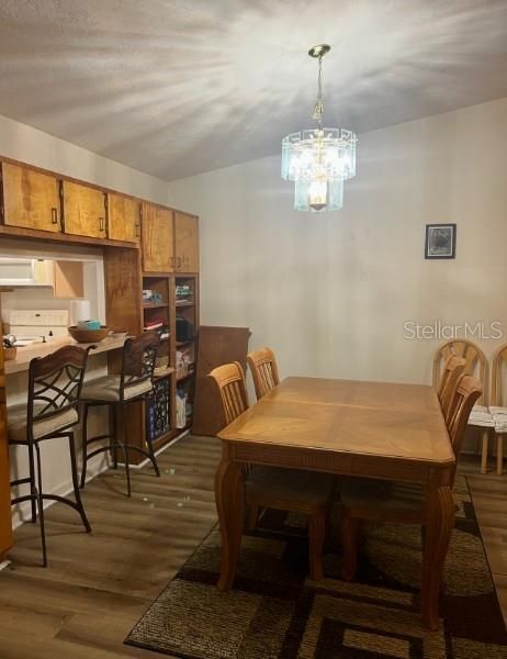 For Rent: $1,800 (3 beds, 2 baths, 1527 Square Feet)
