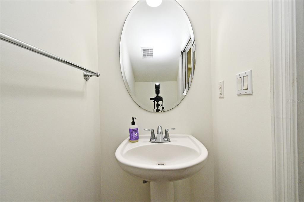 For Sale: $459,900 (2 beds, 2 baths, 1455 Square Feet)