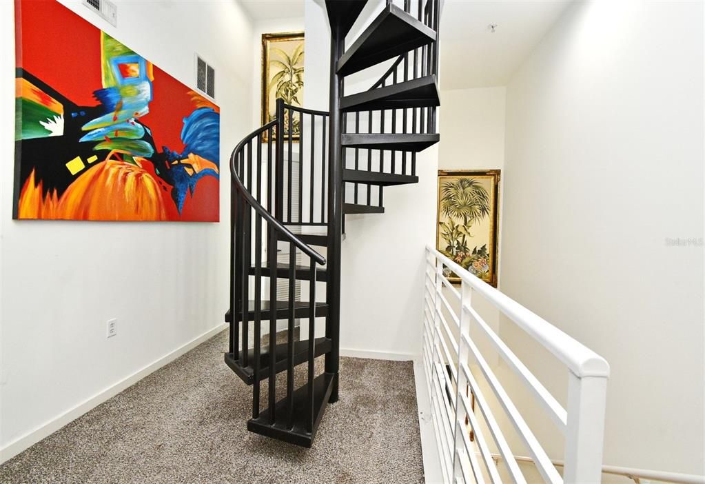 For Sale: $459,900 (2 beds, 2 baths, 1455 Square Feet)