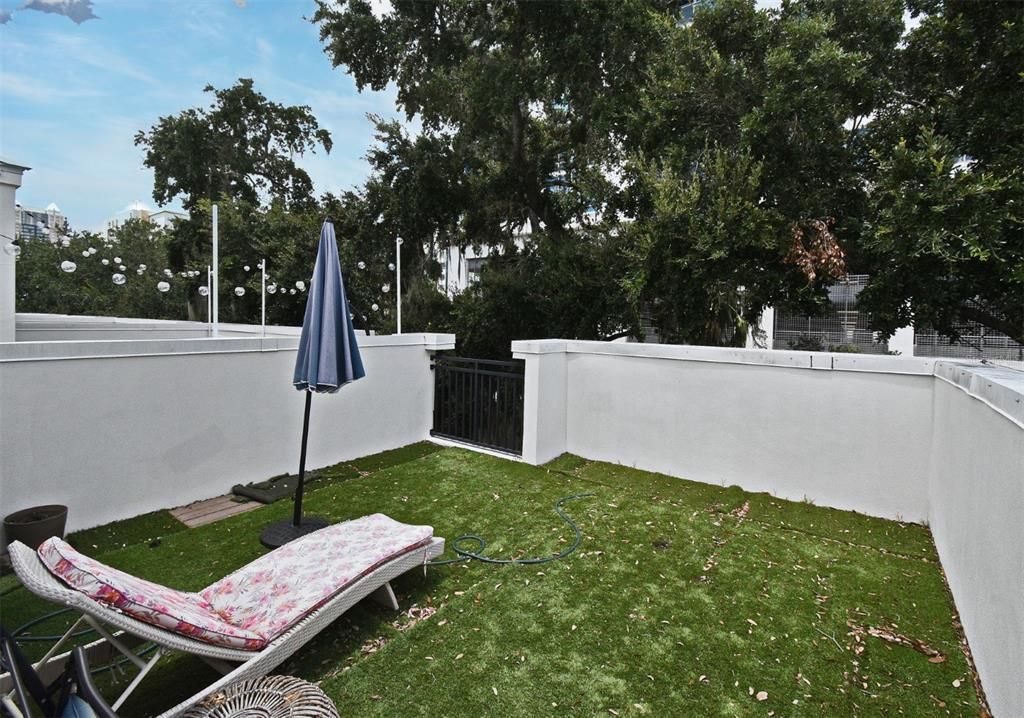 For Sale: $459,900 (2 beds, 2 baths, 1455 Square Feet)