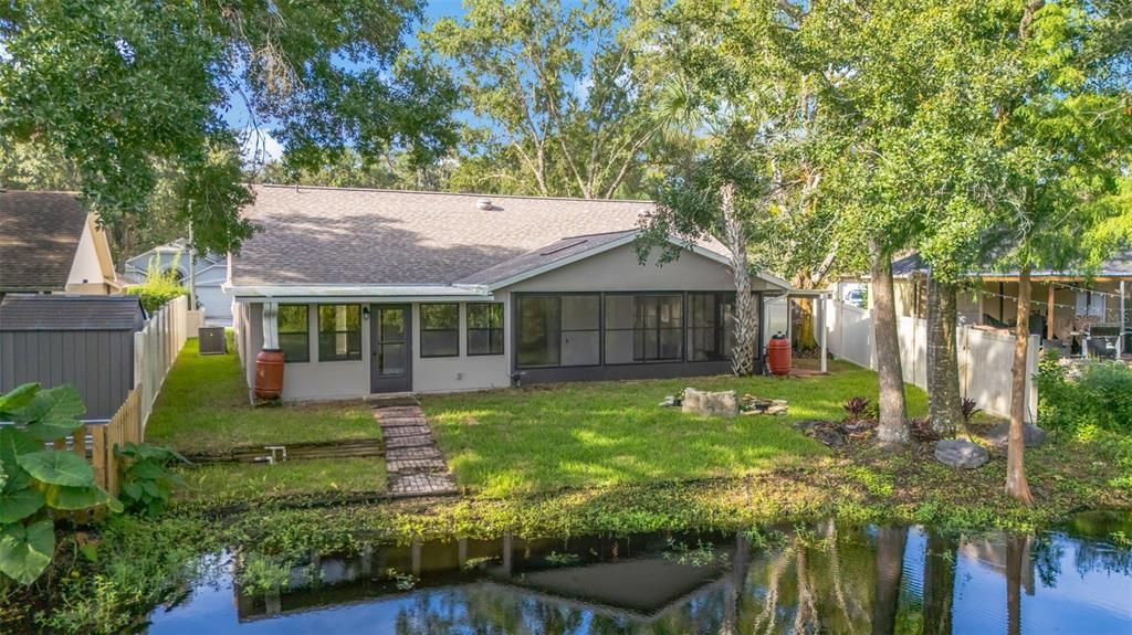 Под контрактом: $382,500 (3 спален, 2 ванн, 2032 Квадратных фут)