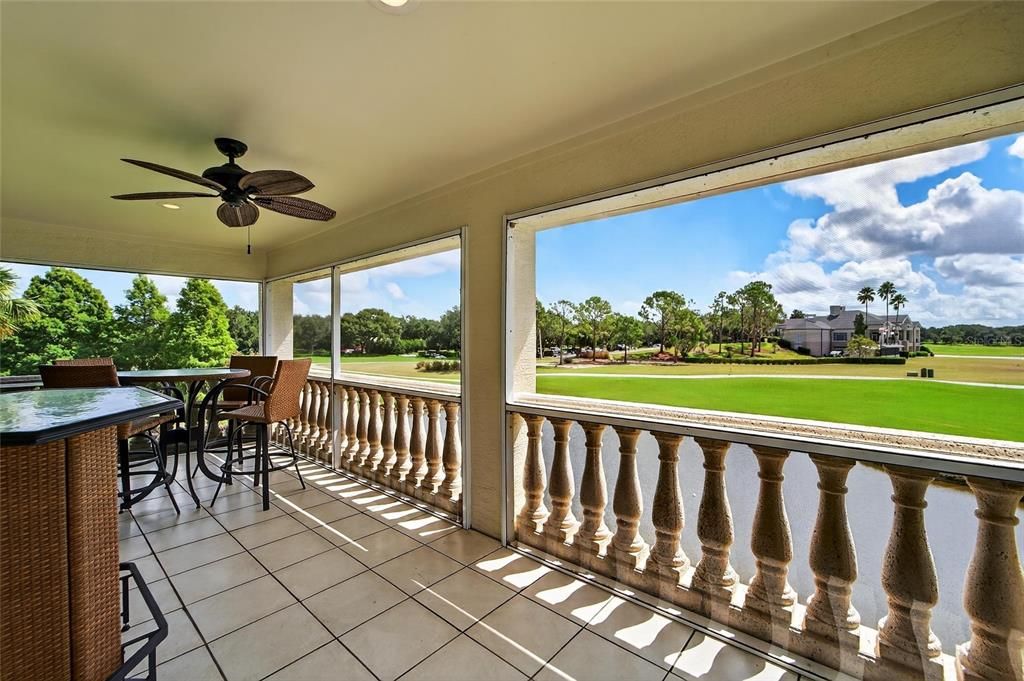 合同活跃: $695,000 (3 贝兹, 3 浴室, 2883 平方英尺)