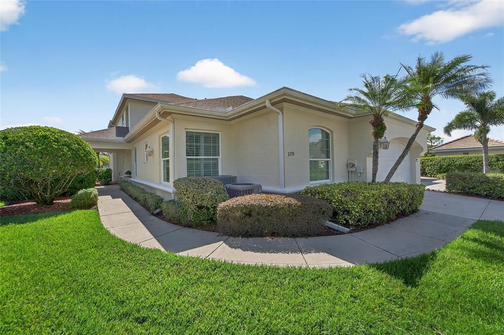 合同活跃: $695,000 (3 贝兹, 3 浴室, 2883 平方英尺)