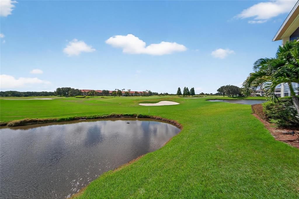 合同活跃: $695,000 (3 贝兹, 3 浴室, 2883 平方英尺)