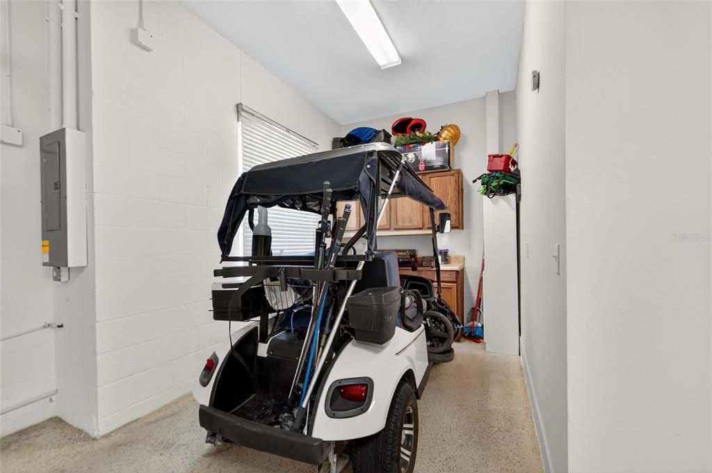 合同活跃: $695,000 (3 贝兹, 3 浴室, 2883 平方英尺)