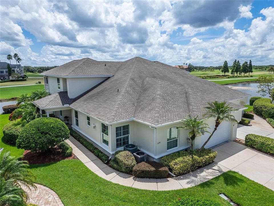 合同活跃: $695,000 (3 贝兹, 3 浴室, 2883 平方英尺)