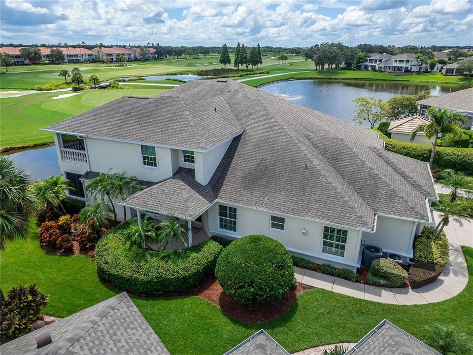 合同活跃: $695,000 (3 贝兹, 3 浴室, 2883 平方英尺)