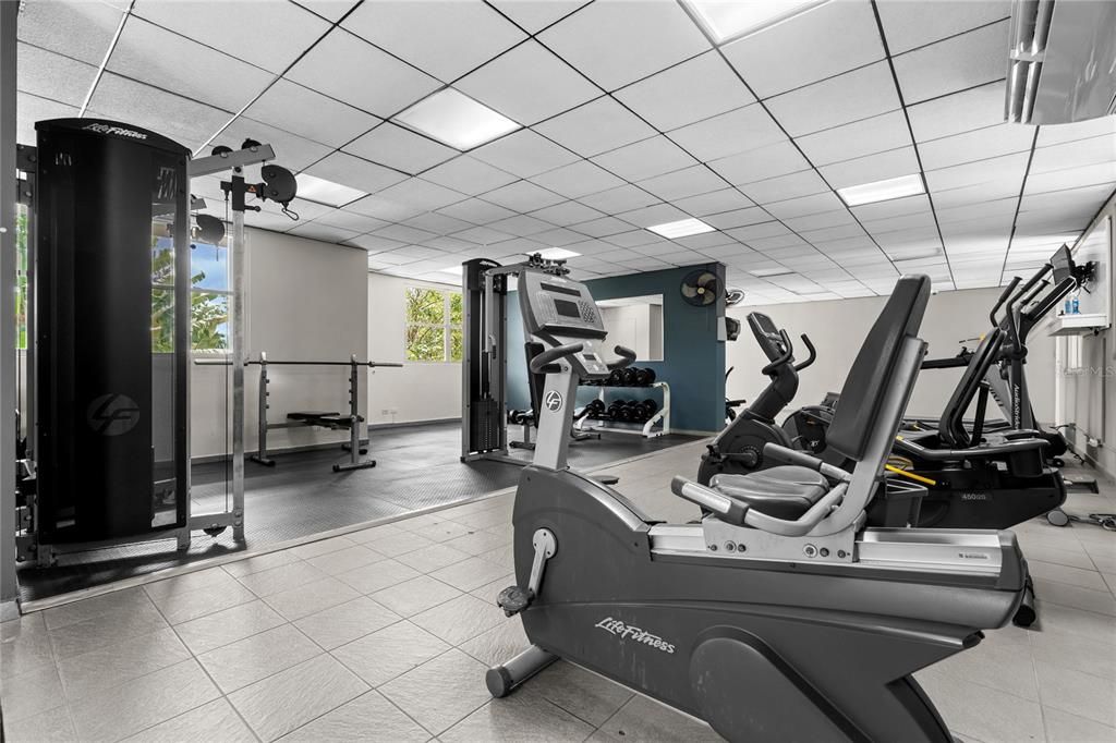 На продажу: $775,000 (3 спален, 2 ванн, 2018 Квадратных фут)