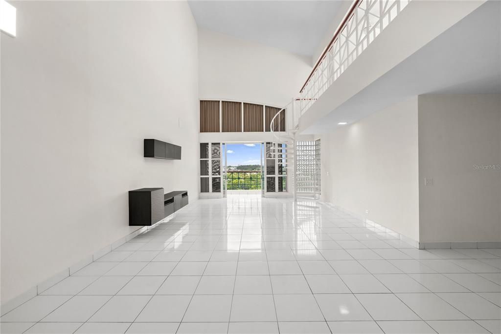 На продажу: $775,000 (3 спален, 2 ванн, 2018 Квадратных фут)