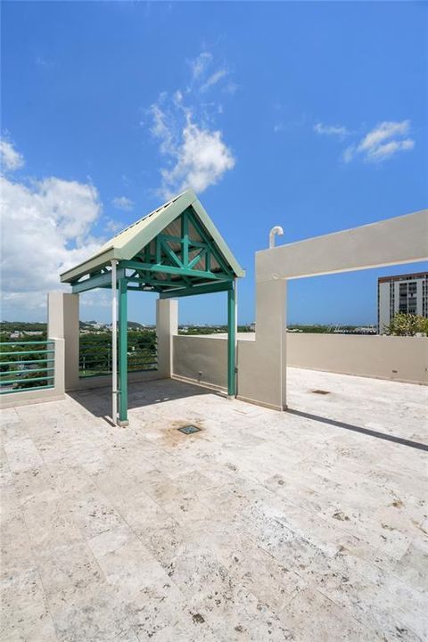 На продажу: $775,000 (3 спален, 2 ванн, 2018 Квадратных фут)