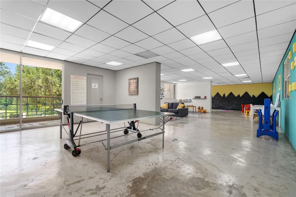 На продажу: $775,000 (3 спален, 2 ванн, 2018 Квадратных фут)