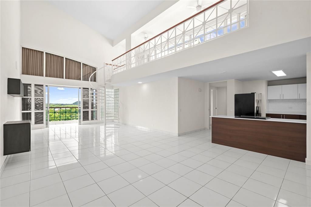 На продажу: $775,000 (3 спален, 2 ванн, 2018 Квадратных фут)