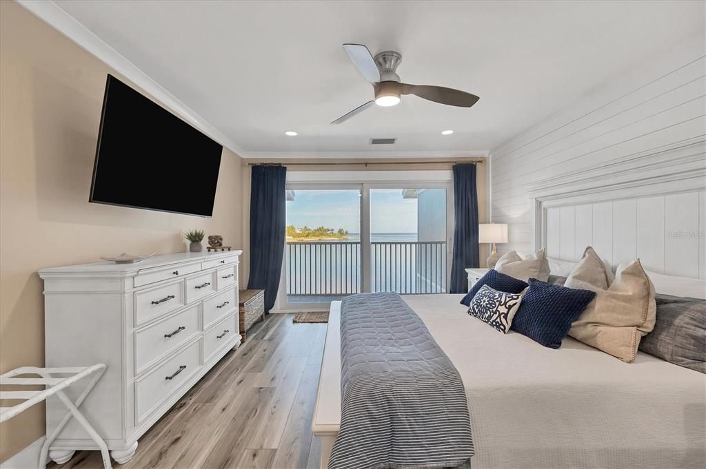 For Rent: $3,150 (2 beds, 2 baths, 1248 Square Feet)