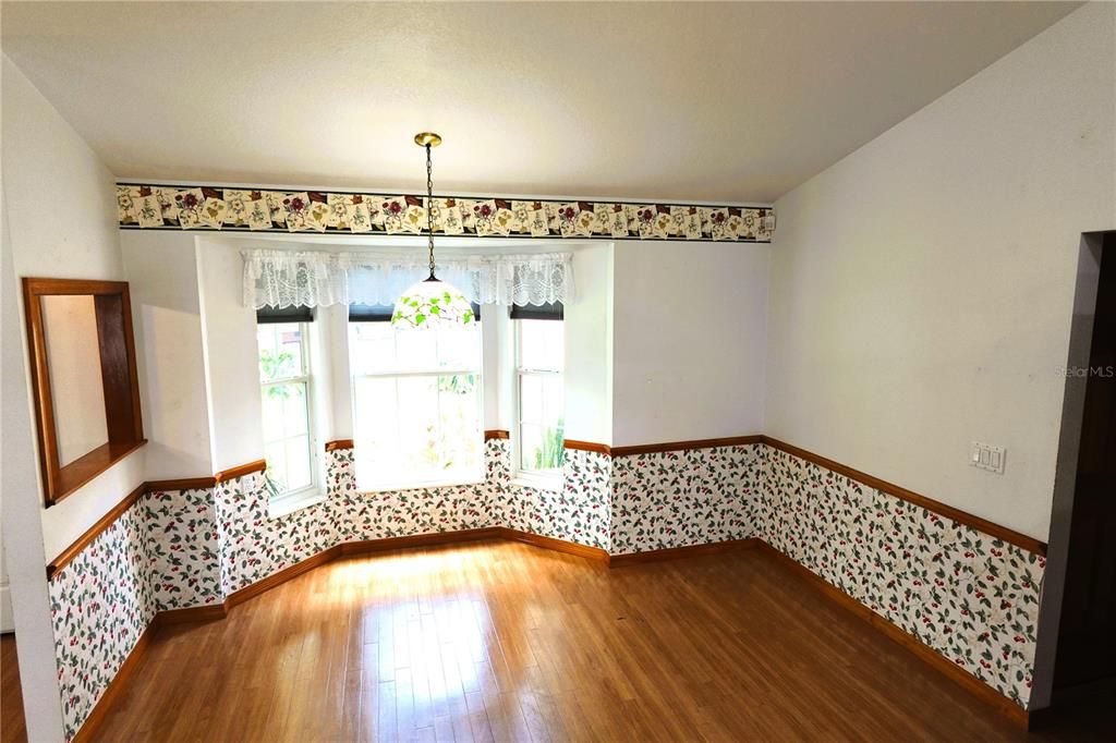 En Venta: $499,000 (3 camas, 2 baños, 1608 Pies cuadrados)