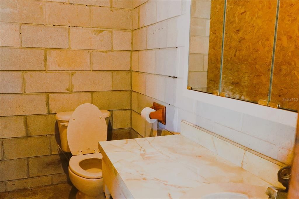 En Venta: $499,000 (3 camas, 2 baños, 1608 Pies cuadrados)