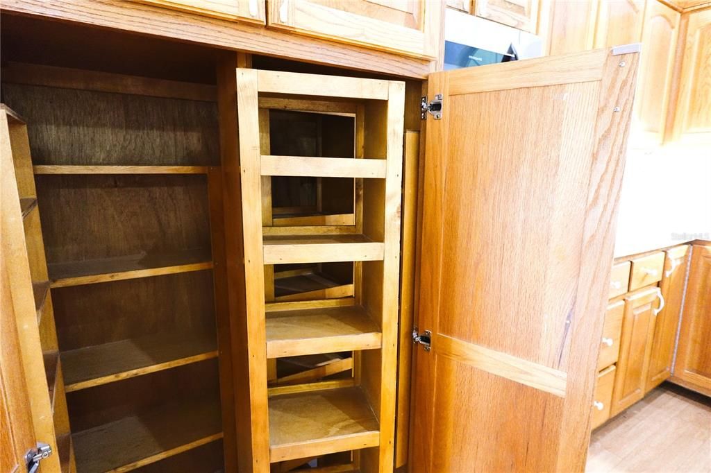 En Venta: $499,000 (3 camas, 2 baños, 1608 Pies cuadrados)