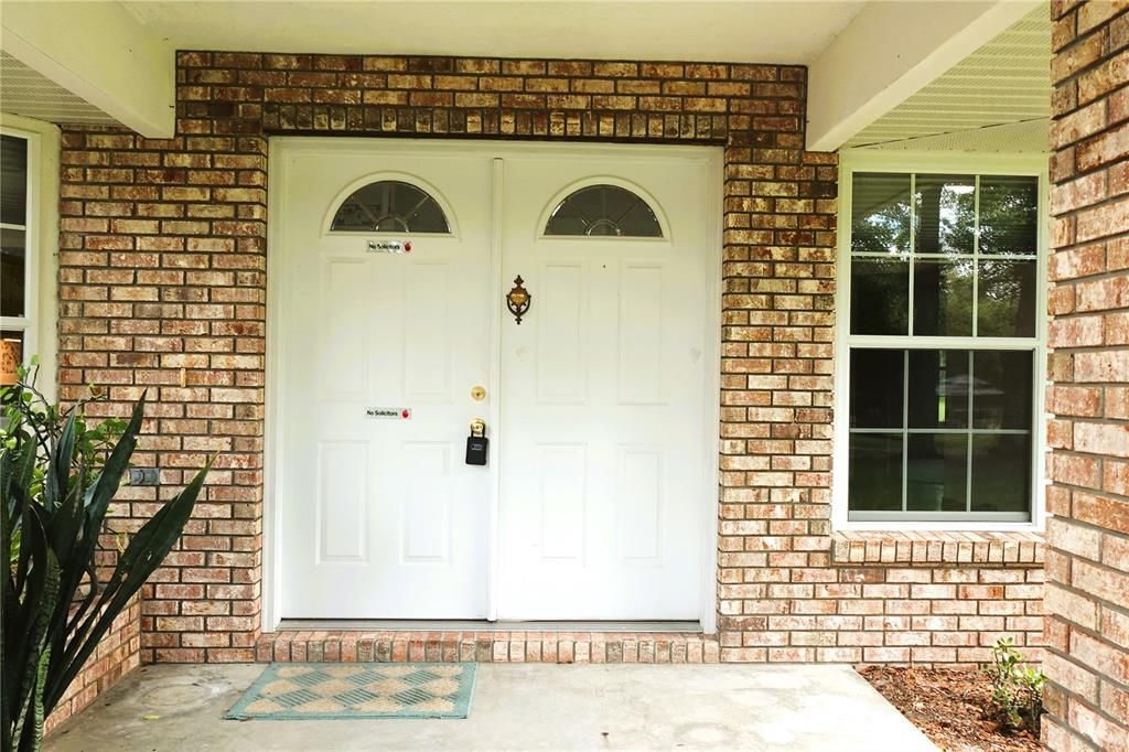 En Venta: $499,000 (3 camas, 2 baños, 1608 Pies cuadrados)