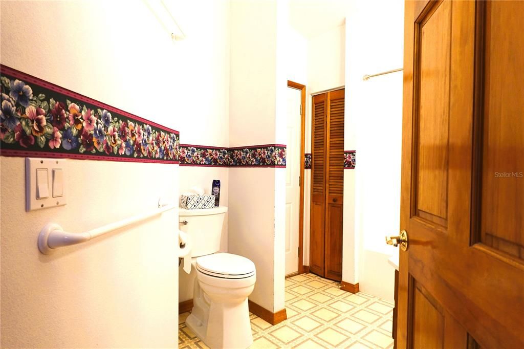 En Venta: $499,000 (3 camas, 2 baños, 1608 Pies cuadrados)