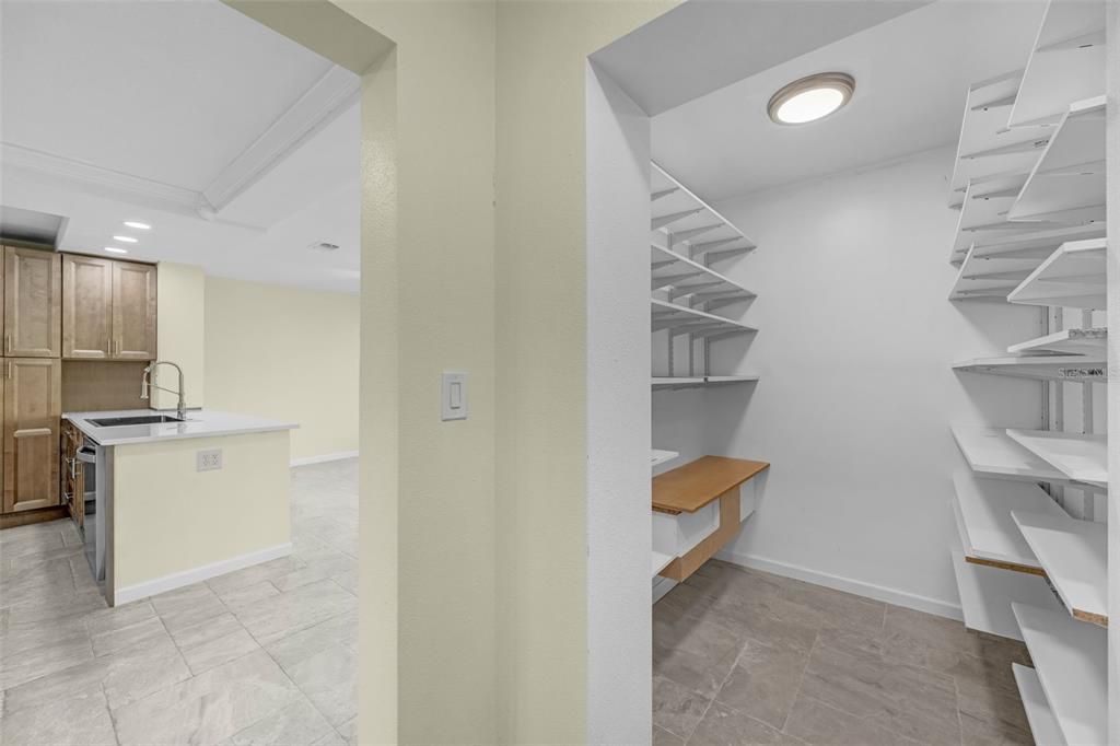 For Sale: $780,000 (3 beds, 2 baths, 1954 Square Feet)