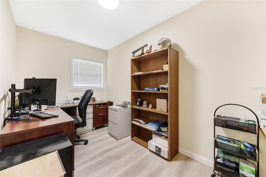 For Sale: $780,000 (3 beds, 2 baths, 1954 Square Feet)