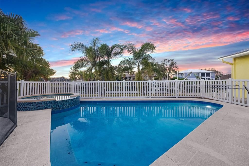 For Sale: $780,000 (3 beds, 2 baths, 1954 Square Feet)