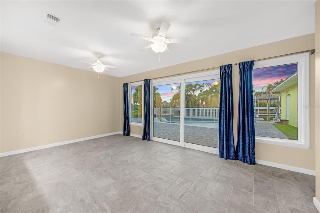 For Sale: $780,000 (3 beds, 2 baths, 1954 Square Feet)