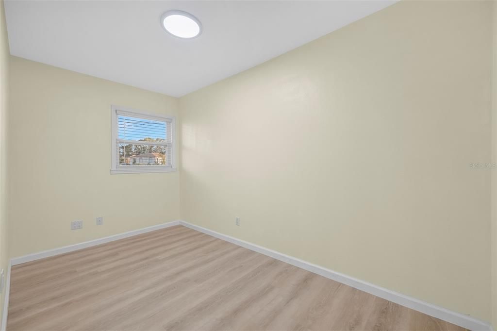 For Sale: $780,000 (3 beds, 2 baths, 1954 Square Feet)