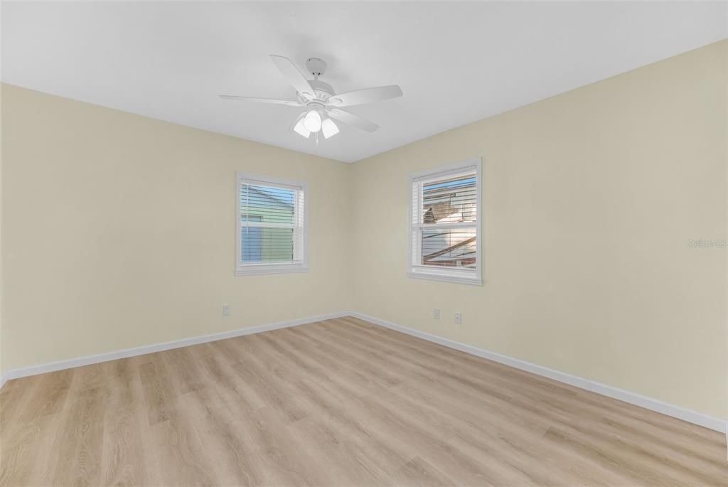 For Sale: $780,000 (3 beds, 2 baths, 1954 Square Feet)