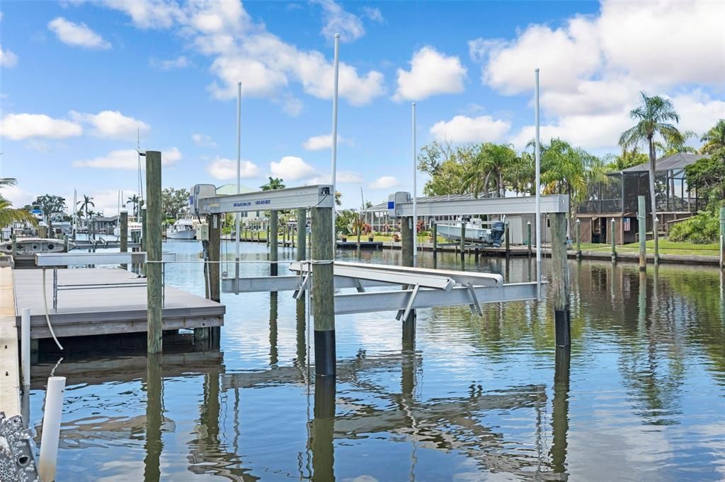 For Sale: $780,000 (3 beds, 2 baths, 1954 Square Feet)
