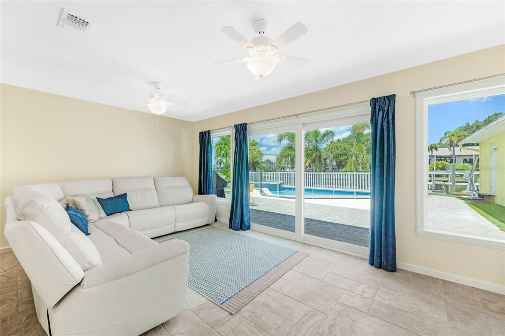 For Sale: $780,000 (3 beds, 2 baths, 1954 Square Feet)