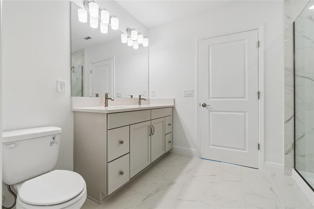 Active With Contract: $409,999 (3 beds, 2 baths, 1702 Square Feet)