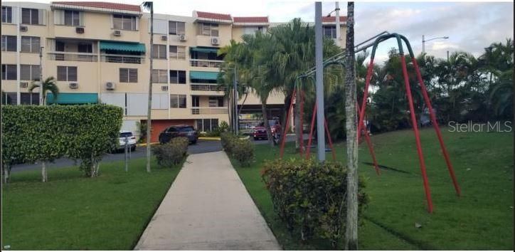 En Renta: $2,000 (4 camas, 2 baños, 1583 Pies cuadrados)