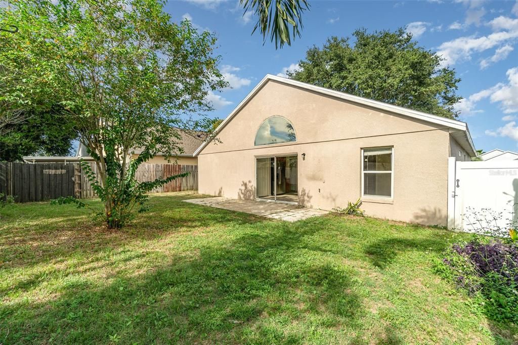 Active With Contract: $309,900 (3 beds, 2 baths, 1331 Square Feet)